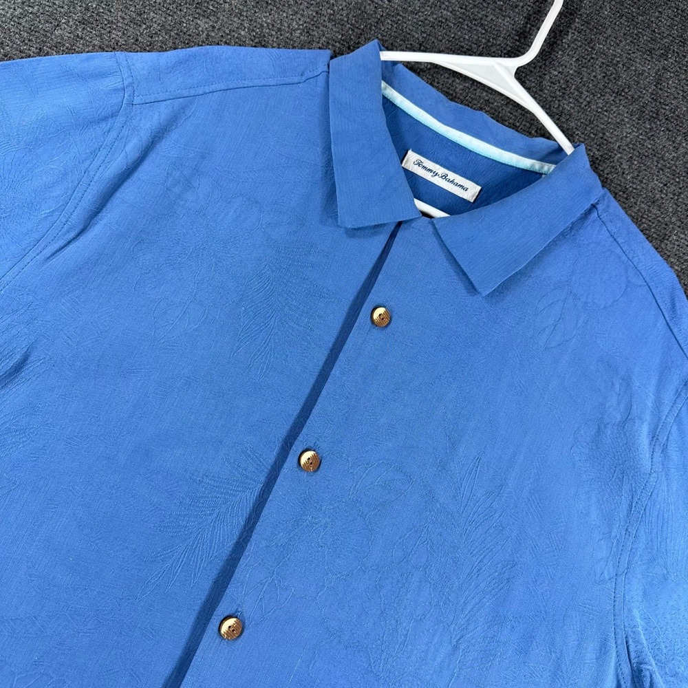 Tommy Bahama Button Up Mens XL Extra‎ Large Blue Silk Embroidered Tropical Camp